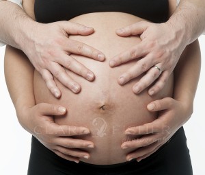 maternity photography NYC- hands on belly